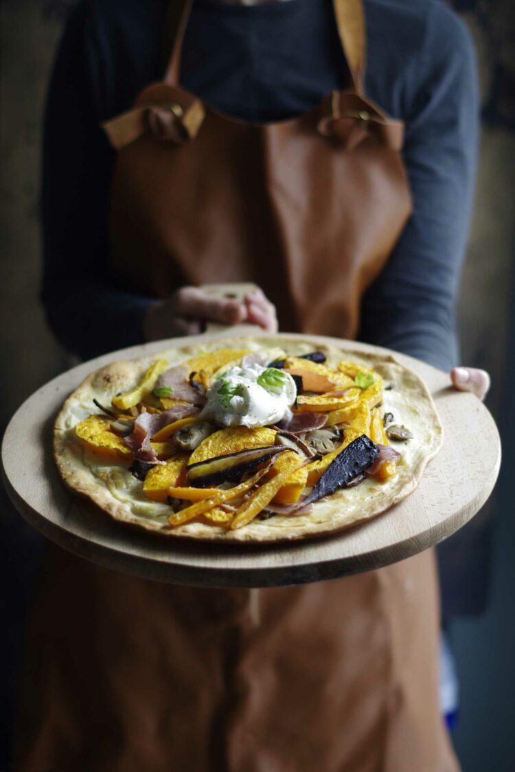 Pizza aux légumes d'automne