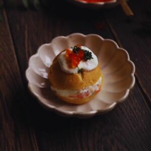 Profiteroles à la truite fumée et à l'aneth