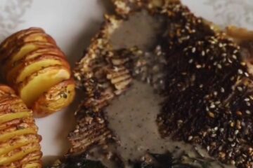 Ailes de raie et pommes de terre hasselback façon Ottolenghi