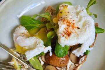 Toast aux champignons et oeuf poché de Léa