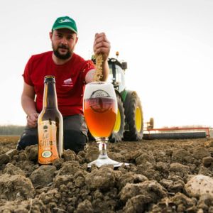 Paysan-brasseur, un métier pétillant !