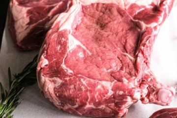 Quelle est la différence entre une côte et une entrecôte de boeuf ?