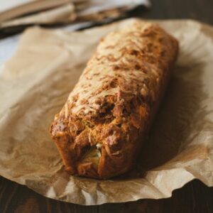 Cake au gruyère et au jambon de grand-mère