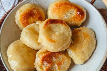 Dampfnudels, petits pains cuits à la vapeur