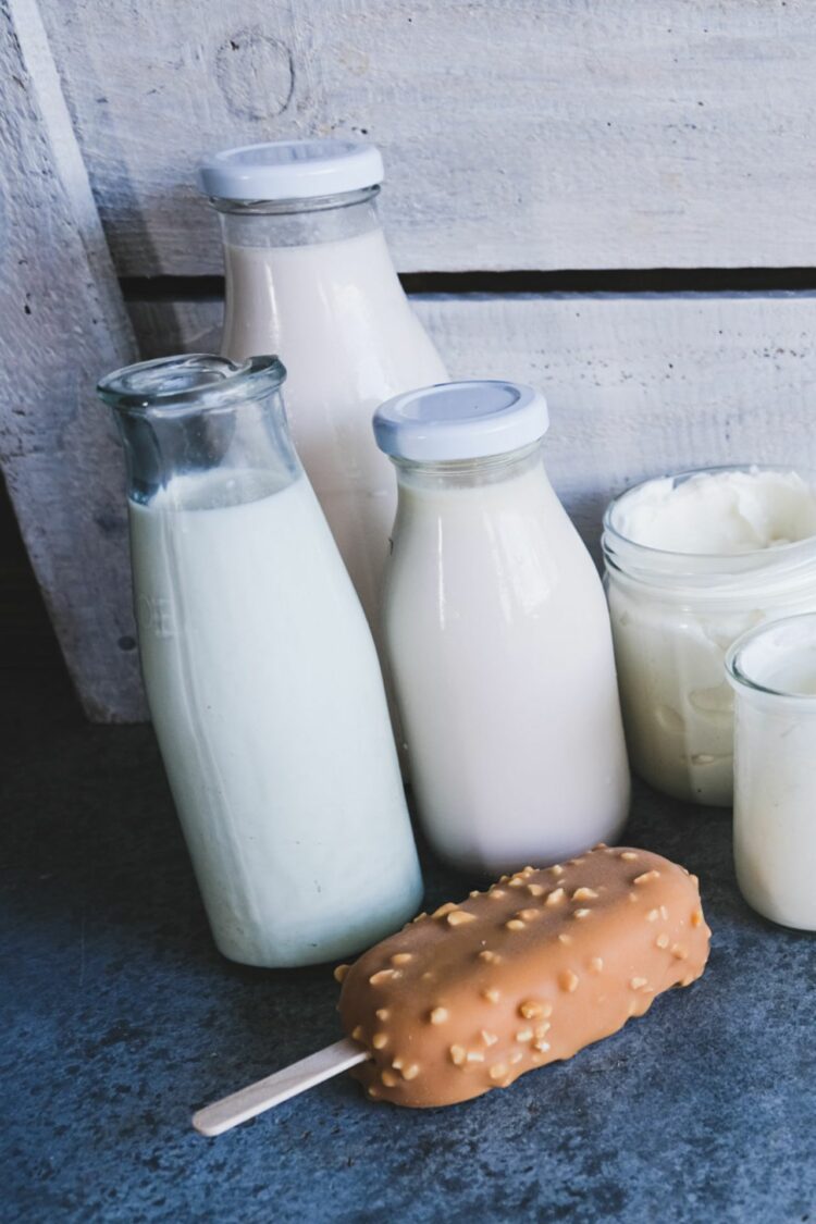 Lait cru, pasteurisé, microfiltré : quelles sont les différences ?