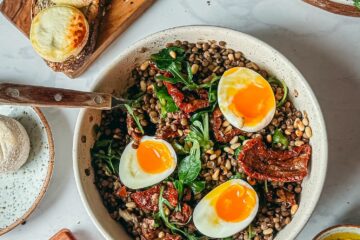Salade de lentilles du Berry et crottin de Chavignol