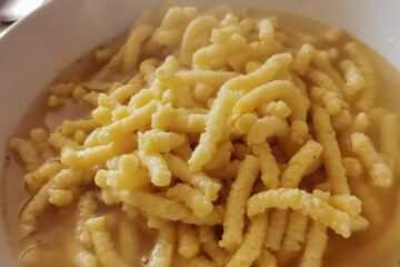 Passatelli au bouillon, une recette traditionnelle italienne qui réchauffe les coeurs
