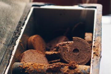 Ne jetez plus le marc de café, 1001 utilisations en cuisine