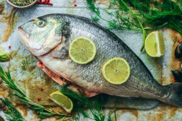 Comment préparer et cuire une dorade entière ?