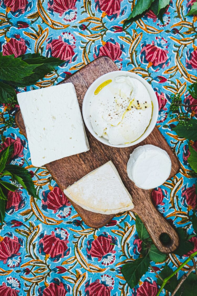 Quel fromage choisir pour une salade d'été ?
